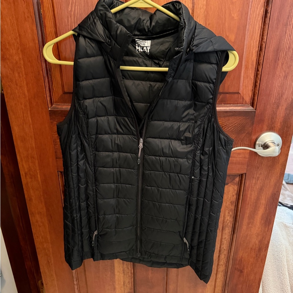 32 Degrees Black Quilted Vest